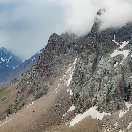 Yurta Base Camp, Shymbulak Mountain Resort Besqaynar Esterno foto