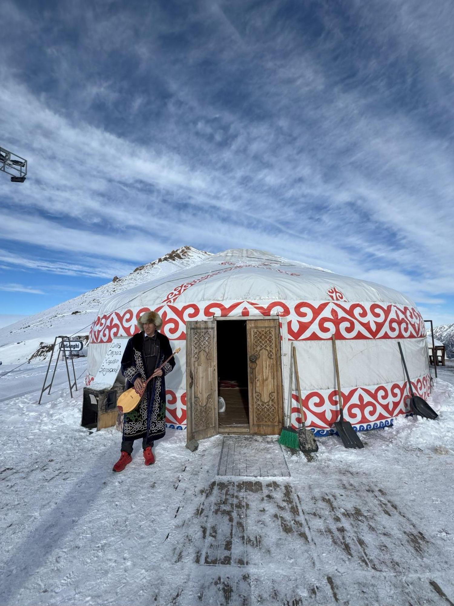 Yurta Base Camp, Shymbulak Mountain Resort Besqaynar Esterno foto